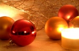 Wir wünschen Ihnen frohe Weihnachten und einen guten Rutsch ins neue Jahr!